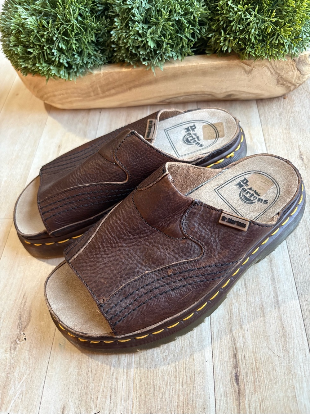 Dr. Martens vintage 90s made in England brown leather sandal UK 39 M7 W8 Rare